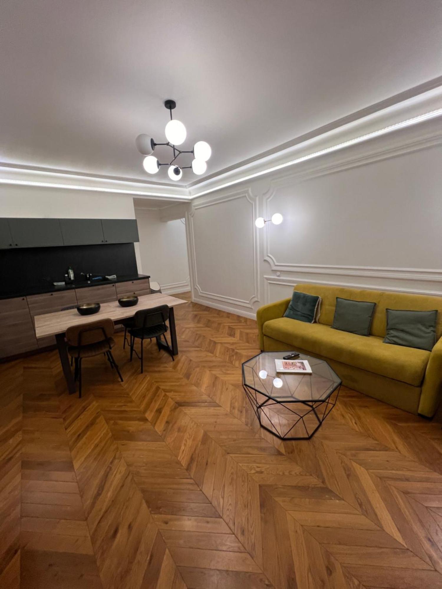 Private Apartments - Champs-Elysees ปารีส ภายนอก รูปภาพ