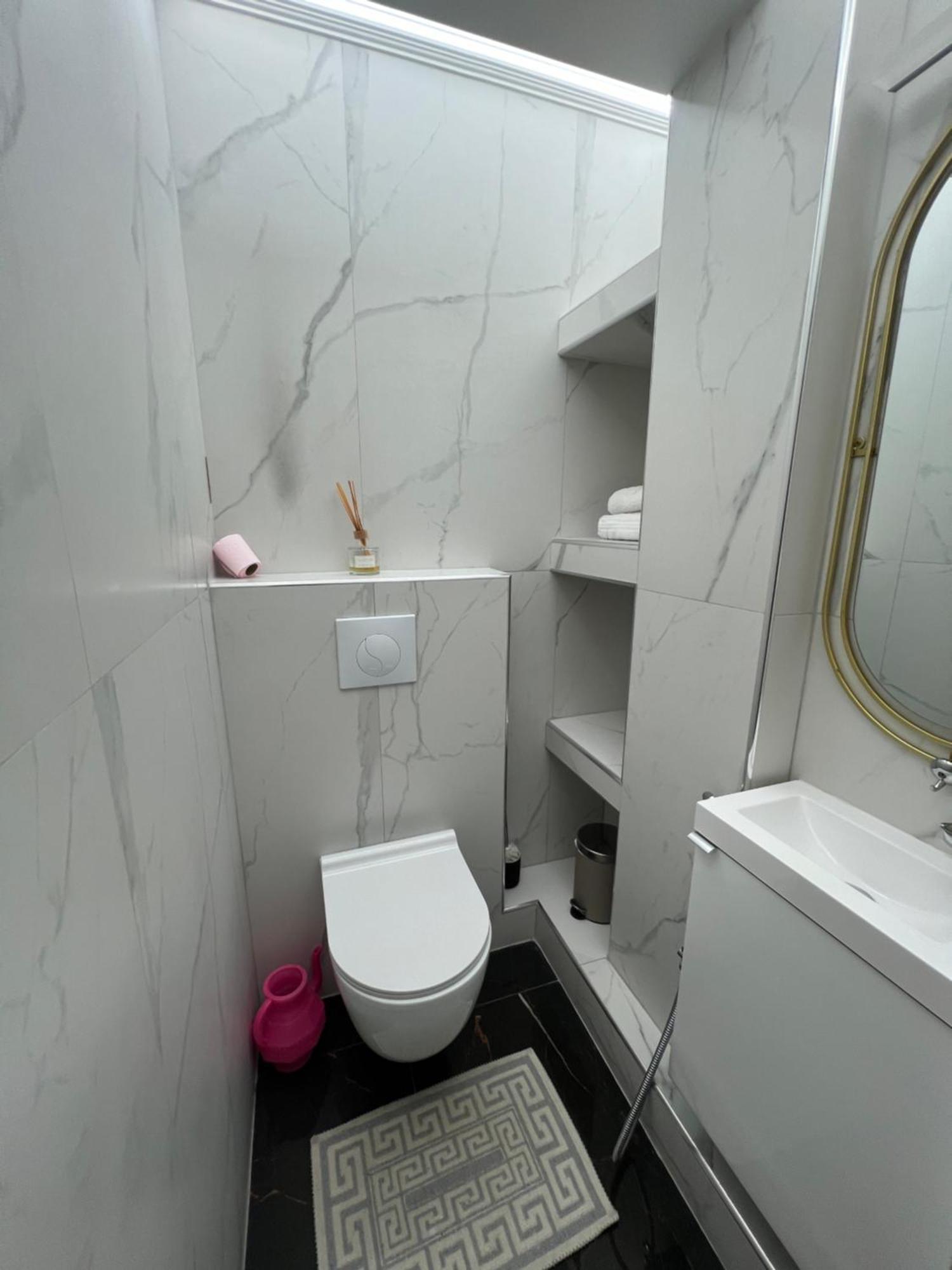 Private Apartments - Champs-Elysees ปารีส ภายนอก รูปภาพ