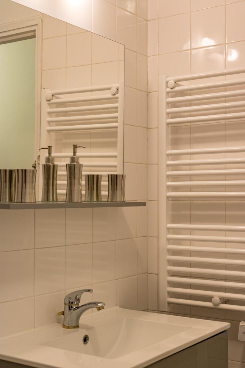 Private Apartments - Champs-Elysees ปารีส ภายนอก รูปภาพ